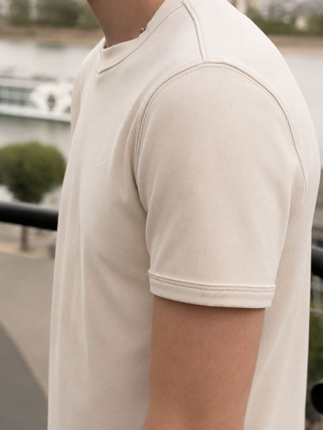 The Fitted Standard - Beige