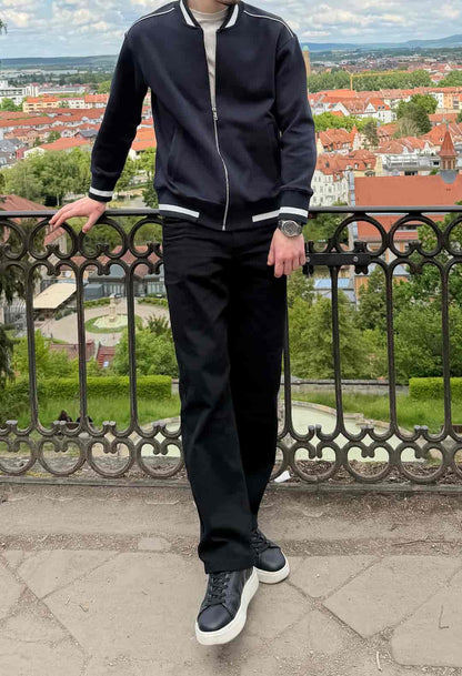 Relaxed – Black — The Standard Trousers on the hill