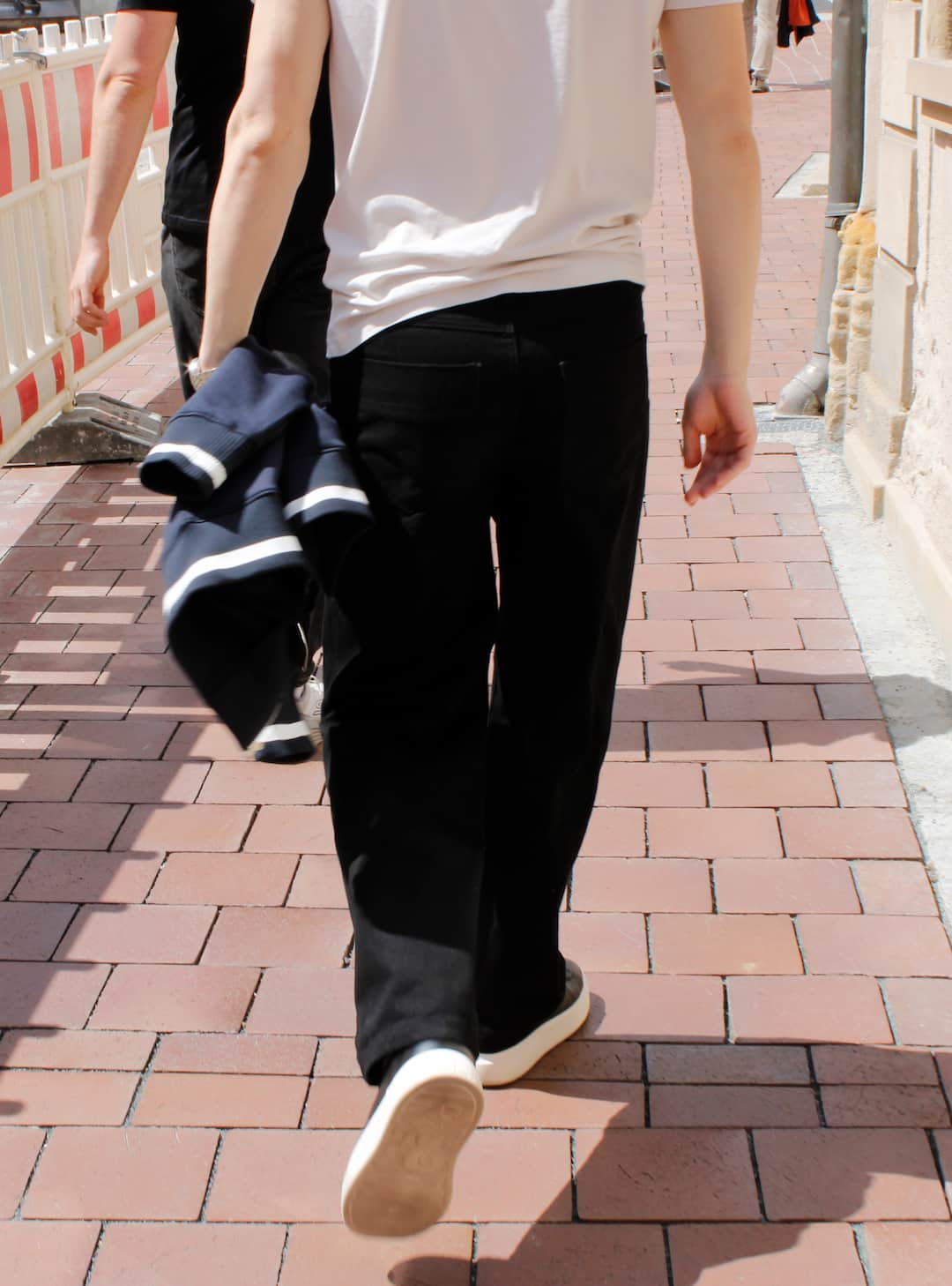 Relaxed – Black — The Standard Trousers, walking